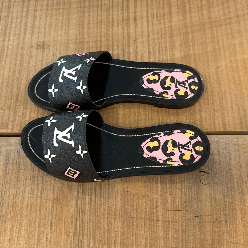 LV Lock It Flat Mule